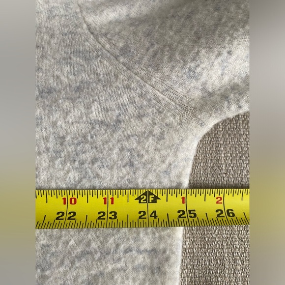 Athleta Sweater Women’s Medium Merino Wool Transit Turtleneck - Picture 8 of 10